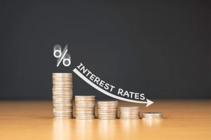 Economy with Interest Rate Cuts