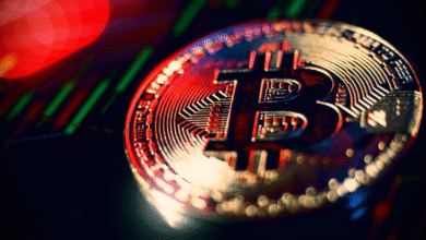 Bitcoin Consolidates Below