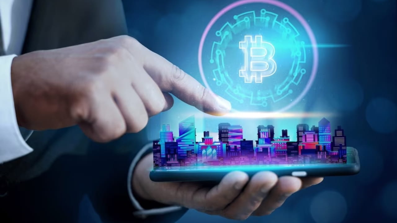 Risks and Regulation in Bitcoin Futures
